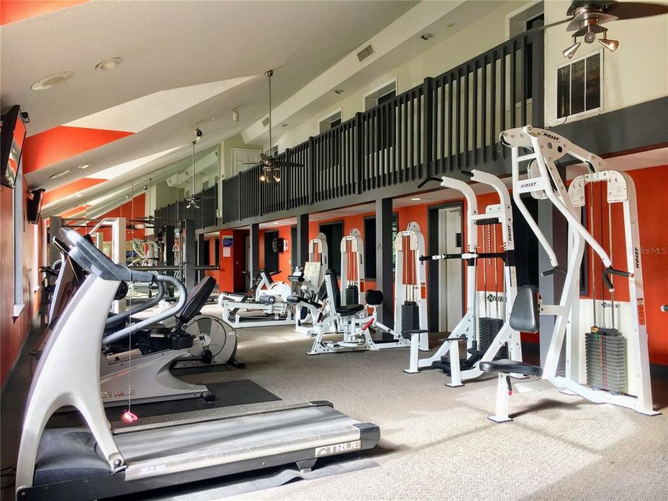 For Rent: $1,175 (1 beds, 1 baths, 735 Square Feet)