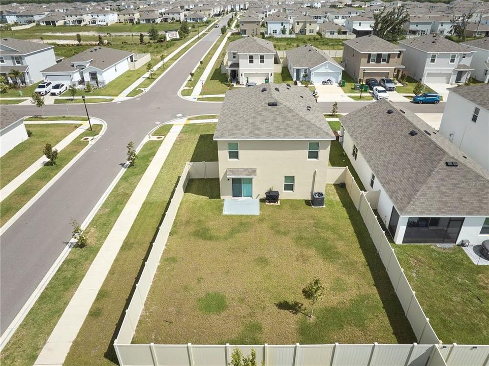 На продажу: $450,000 (5 спален, 3 ванн, 2447 Квадратных фут)