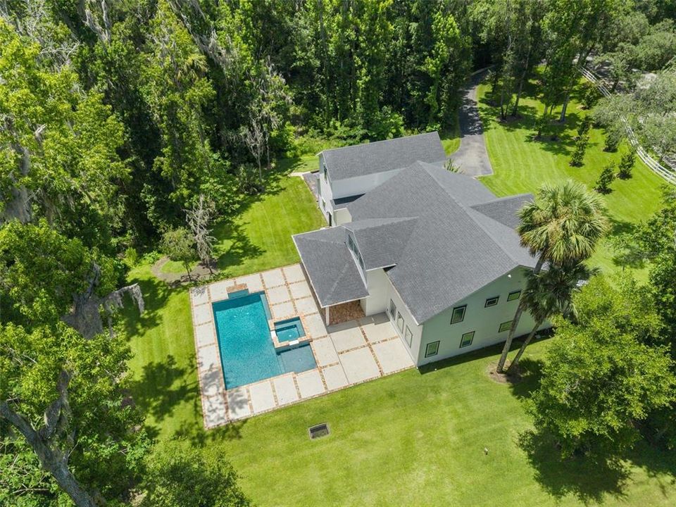 En Venta: $1,550,000 (5 camas, 5 baños, 5730 Pies cuadrados)