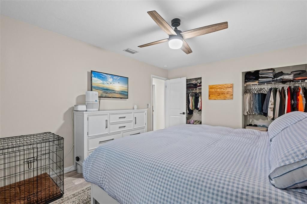 For Sale: $449,000 (3 beds, 1 baths, 1173 Square Feet)