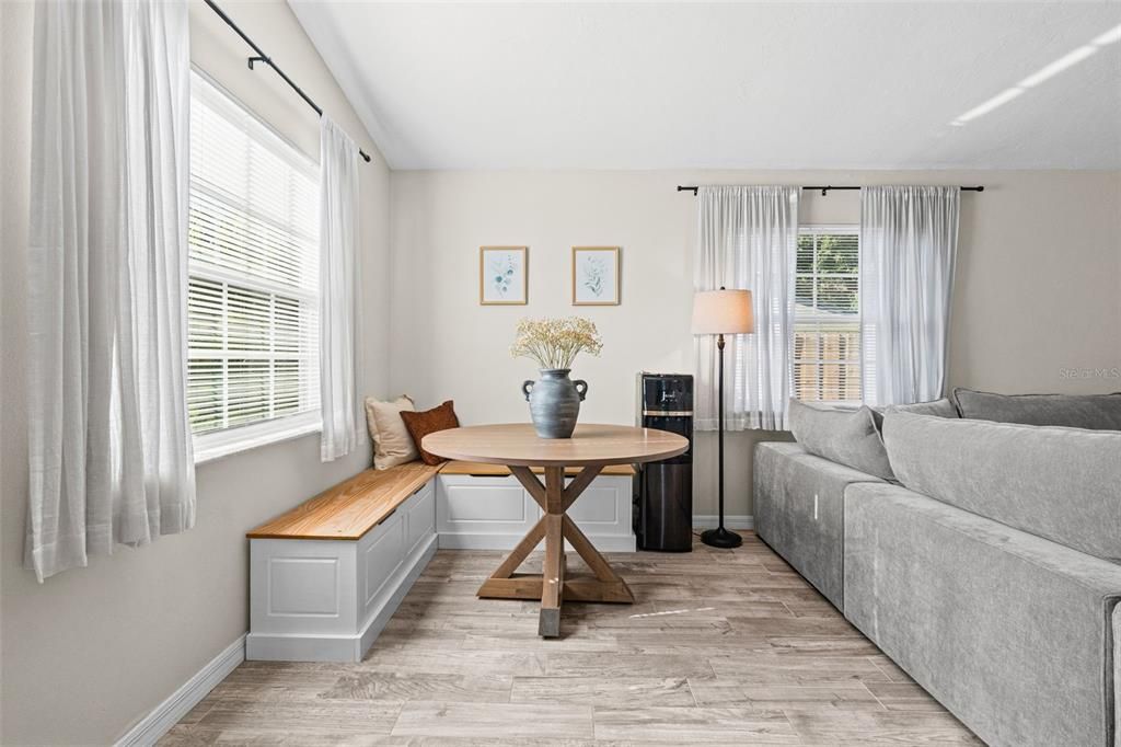 For Sale: $449,000 (3 beds, 1 baths, 1173 Square Feet)