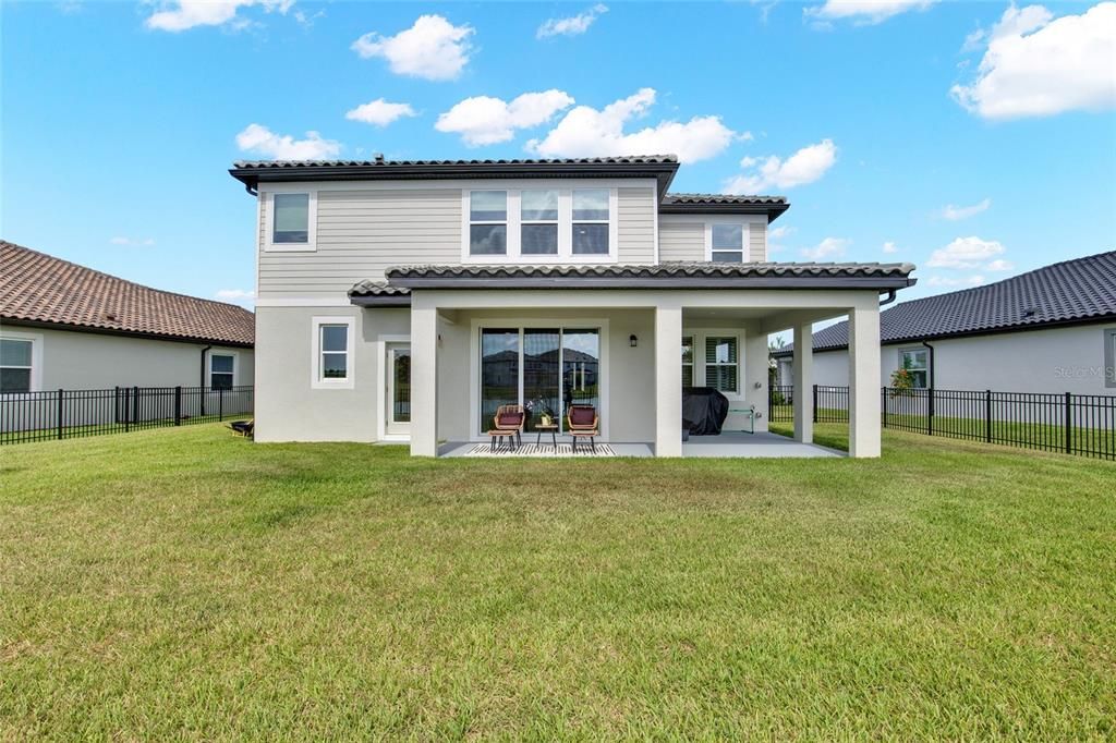 For Sale: $725,000 (5 beds, 4 baths, 3581 Square Feet)