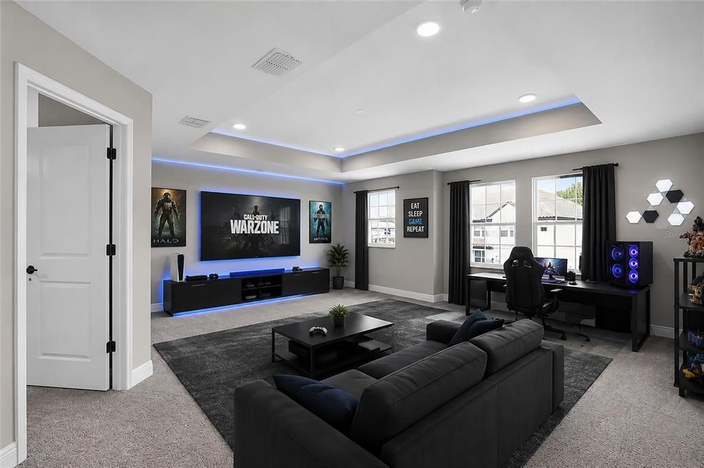 For Sale: $725,000 (5 beds, 4 baths, 3581 Square Feet)