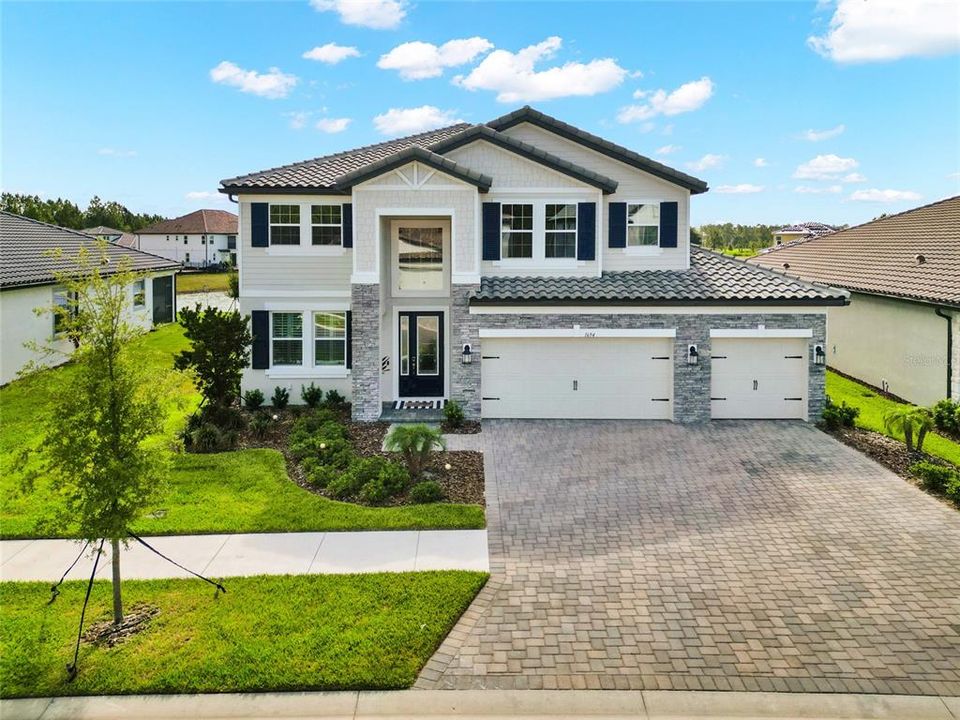 For Sale: $725,000 (5 beds, 4 baths, 3581 Square Feet)