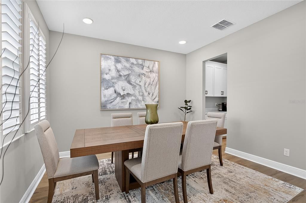 For Sale: $725,000 (5 beds, 4 baths, 3581 Square Feet)
