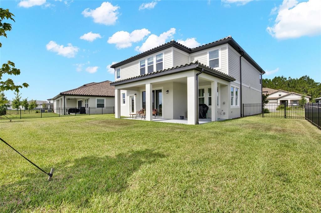 For Sale: $725,000 (5 beds, 4 baths, 3581 Square Feet)
