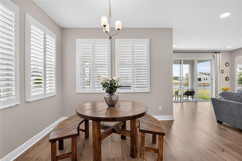 For Sale: $725,000 (5 beds, 4 baths, 3581 Square Feet)