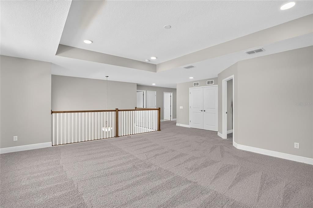 For Sale: $725,000 (5 beds, 4 baths, 3581 Square Feet)