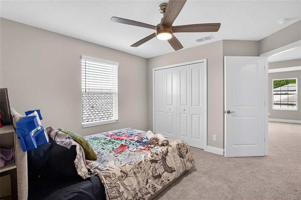 For Sale: $725,000 (5 beds, 4 baths, 3581 Square Feet)