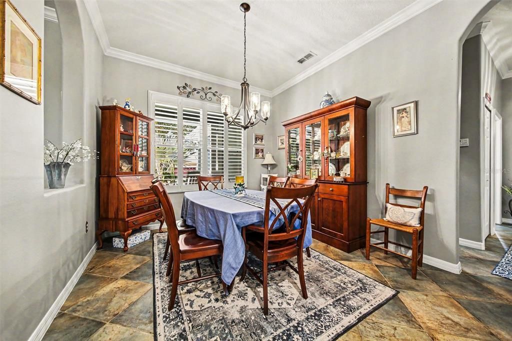 For Sale: $409,995 (2 beds, 2 baths, 1888 Square Feet)