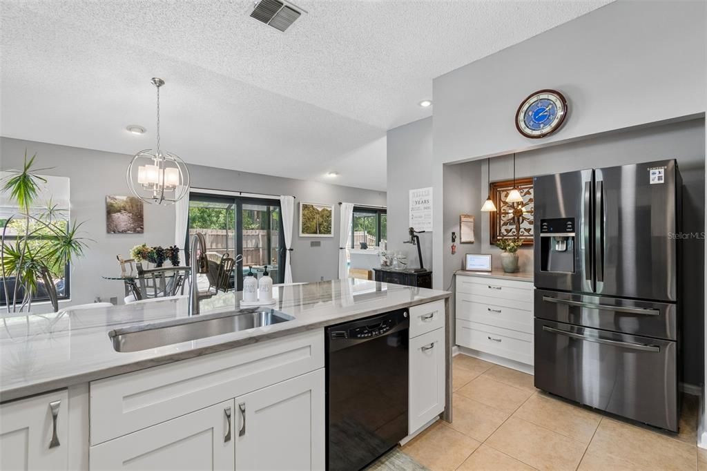 For Sale: $539,500 (3 beds, 2 baths, 1804 Square Feet)