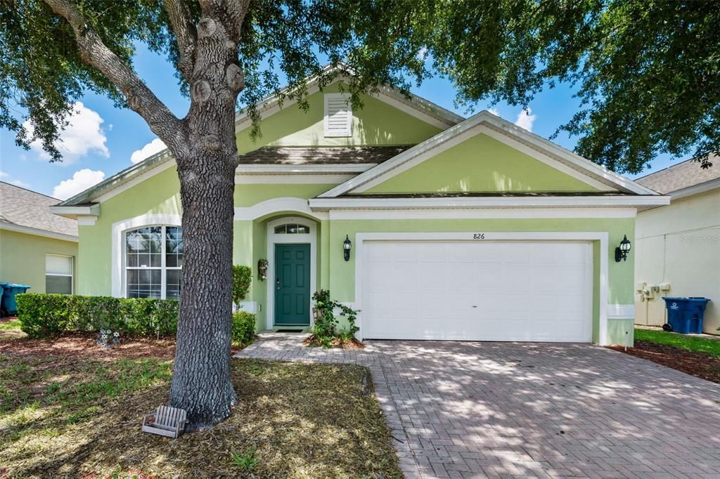 For Sale: $360,000 (4 beds, 3 baths, 1962 Square Feet)