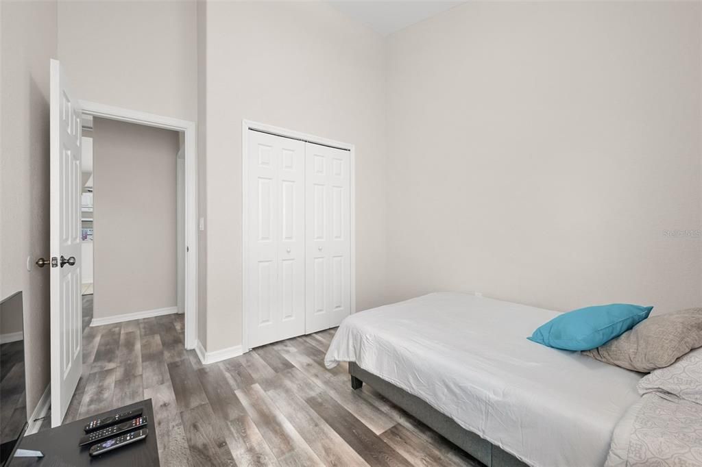 For Sale: $360,000 (4 beds, 3 baths, 1962 Square Feet)
