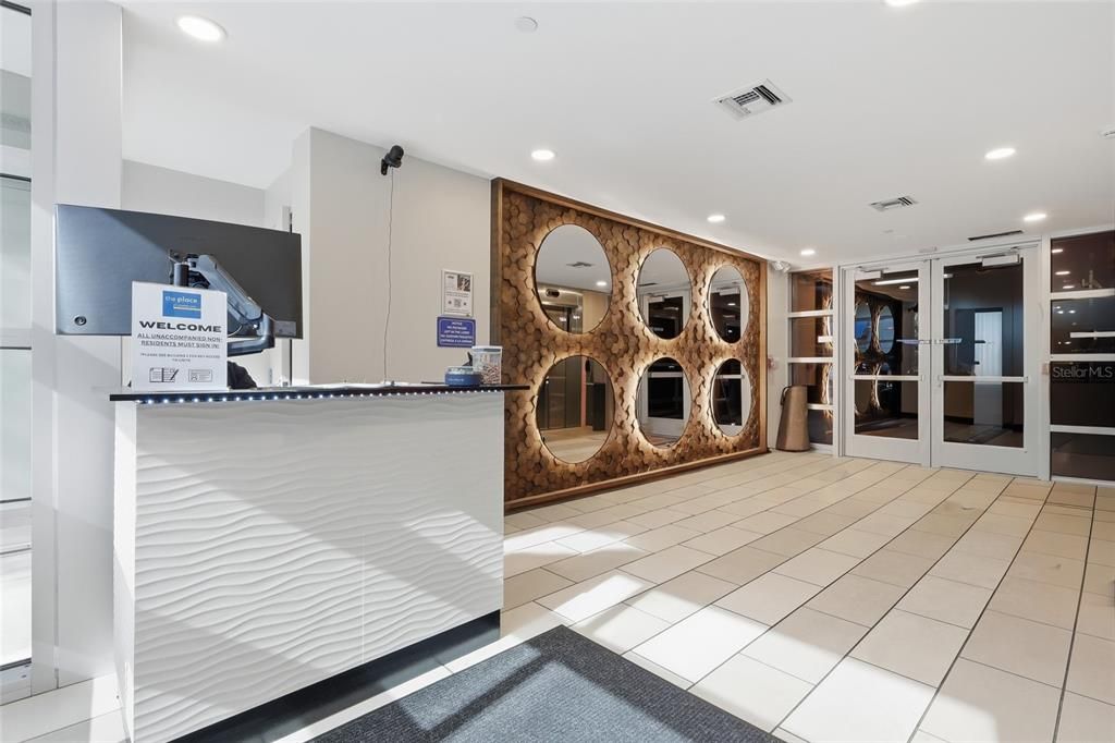 For Sale: $486,000 (2 beds, 2 baths, 1237 Square Feet)