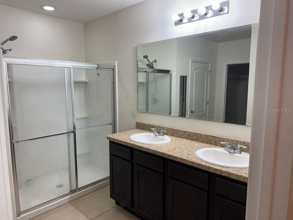 Active With Contract: $2,150 (4 beds, 2 baths, 1872 Square Feet)