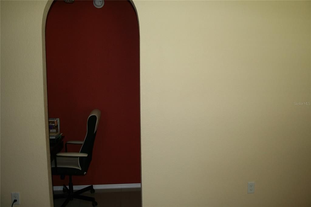 For Sale: $550,000 (0 beds, 0 baths, 1404 Square Feet)