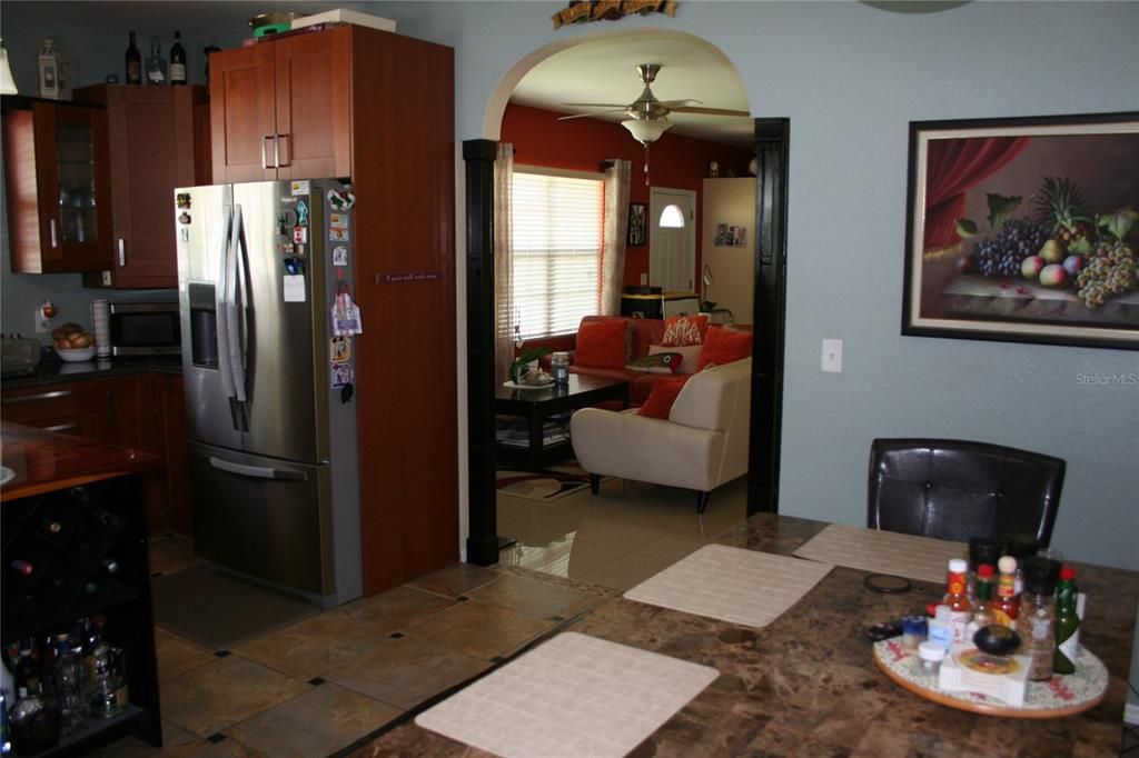 For Sale: $550,000 (0 beds, 0 baths, 1404 Square Feet)