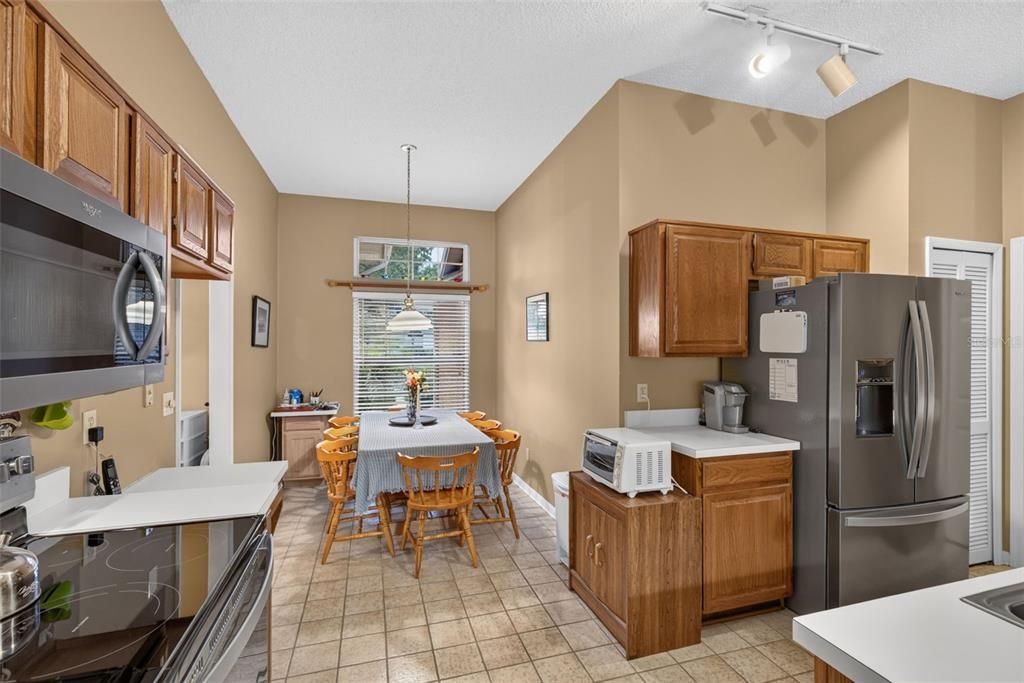 For Sale: $549,000 (3 beds, 2 baths, 2308 Square Feet)