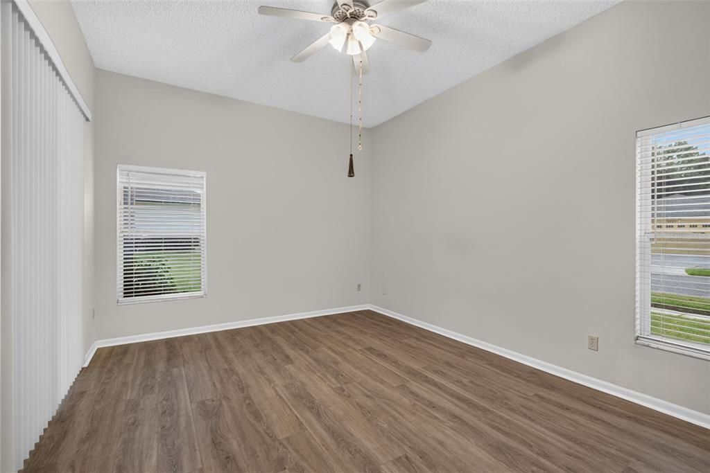 For Sale: $549,000 (3 beds, 2 baths, 2308 Square Feet)
