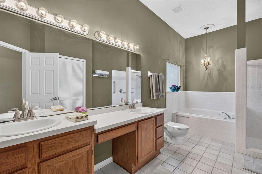 For Sale: $549,000 (3 beds, 2 baths, 2308 Square Feet)