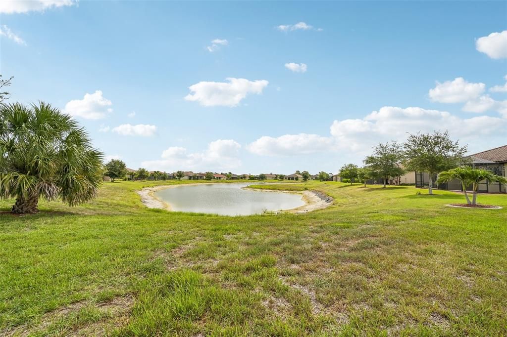 For Sale: $324,900 (2 beds, 2 baths, 1568 Square Feet)