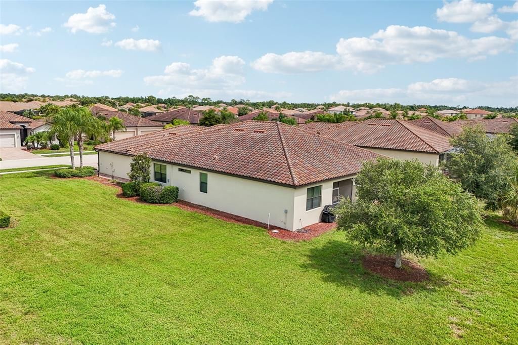 For Sale: $324,900 (2 beds, 2 baths, 1568 Square Feet)