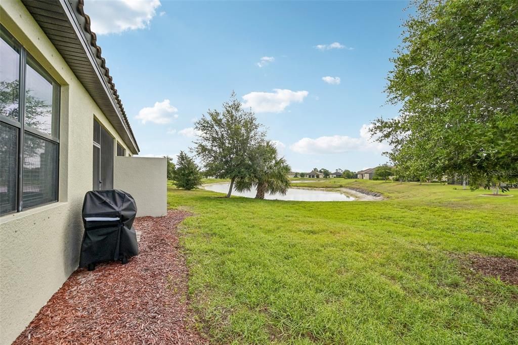 For Sale: $324,900 (2 beds, 2 baths, 1568 Square Feet)