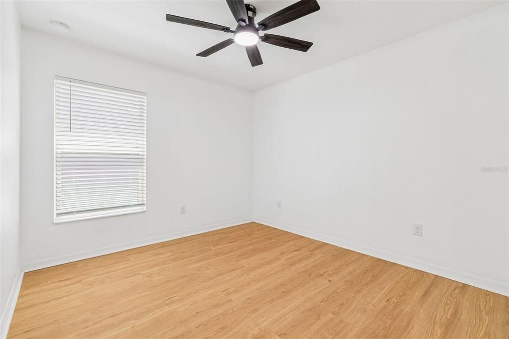 En Venta: $294,000 (3 camas, 2 baños, 1451 Pies cuadrados)