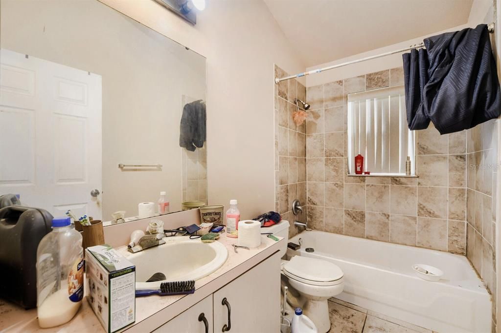 For Sale: $279,900 (3 beds, 2 baths, 1134 Square Feet)