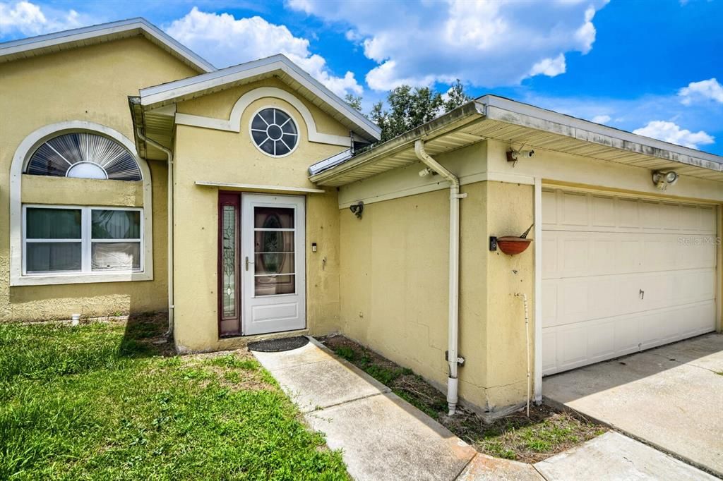 For Sale: $279,900 (3 beds, 2 baths, 1134 Square Feet)