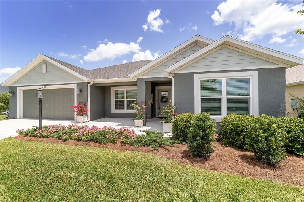 For Sale: $550,000 (4 beds, 2 baths, 2034 Square Feet)