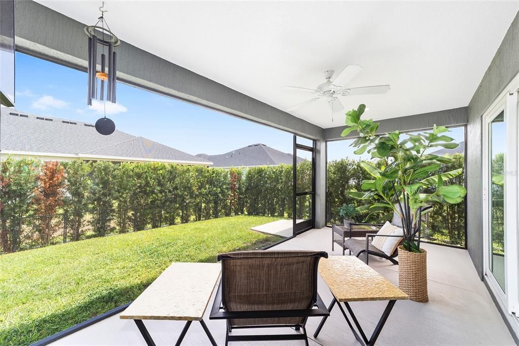 For Sale: $550,000 (4 beds, 2 baths, 2034 Square Feet)