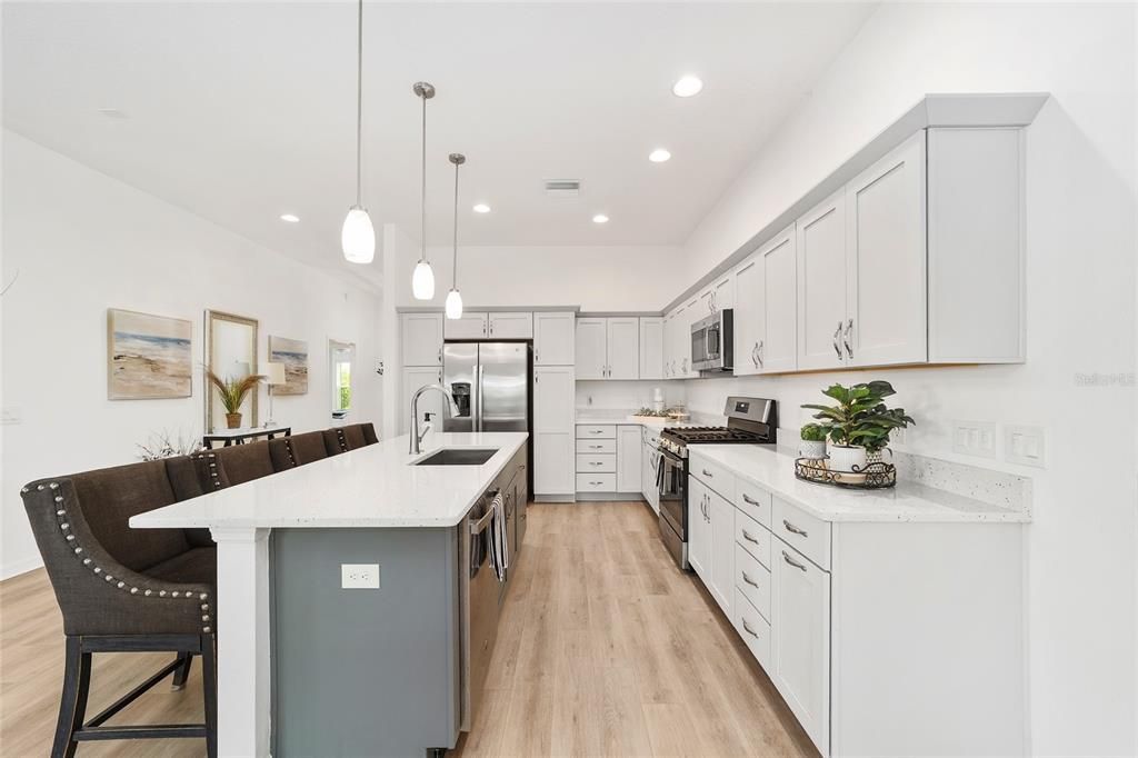 For Sale: $550,000 (4 beds, 2 baths, 2034 Square Feet)