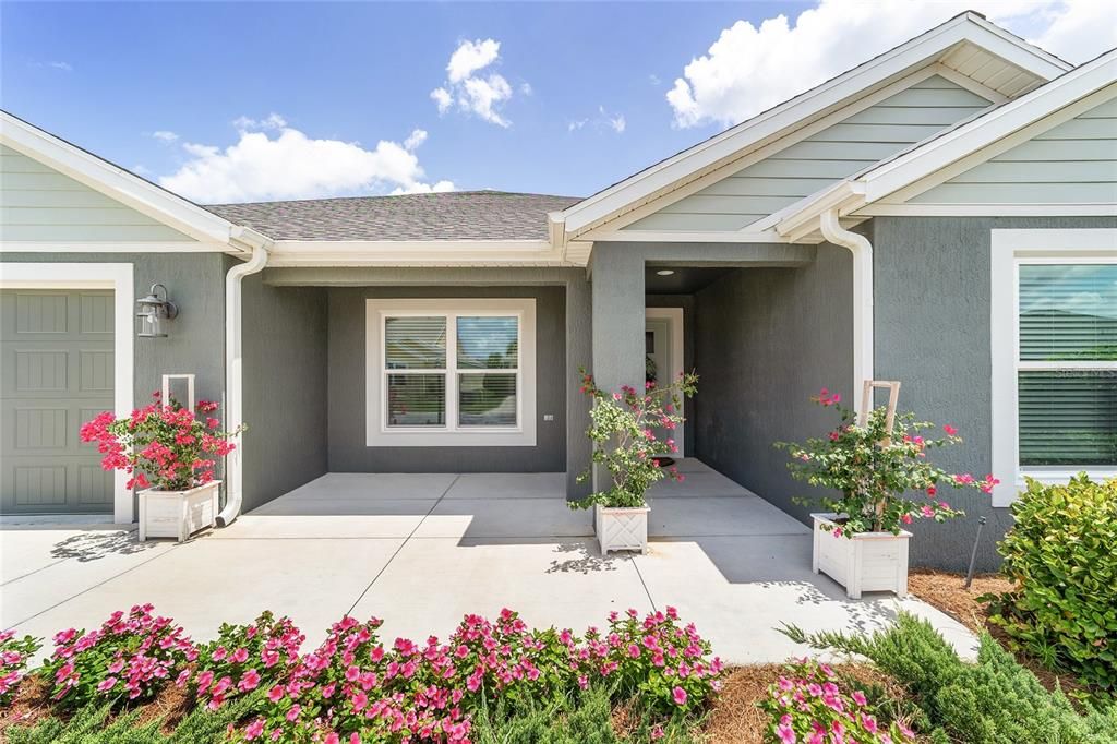 For Sale: $550,000 (4 beds, 2 baths, 2034 Square Feet)
