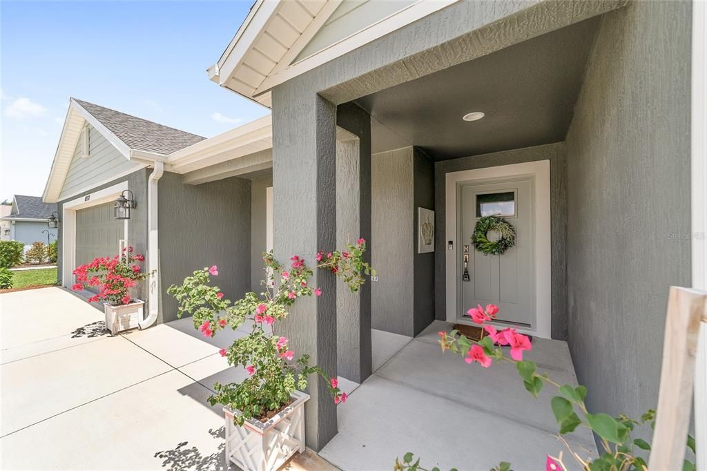 For Sale: $550,000 (4 beds, 2 baths, 2034 Square Feet)