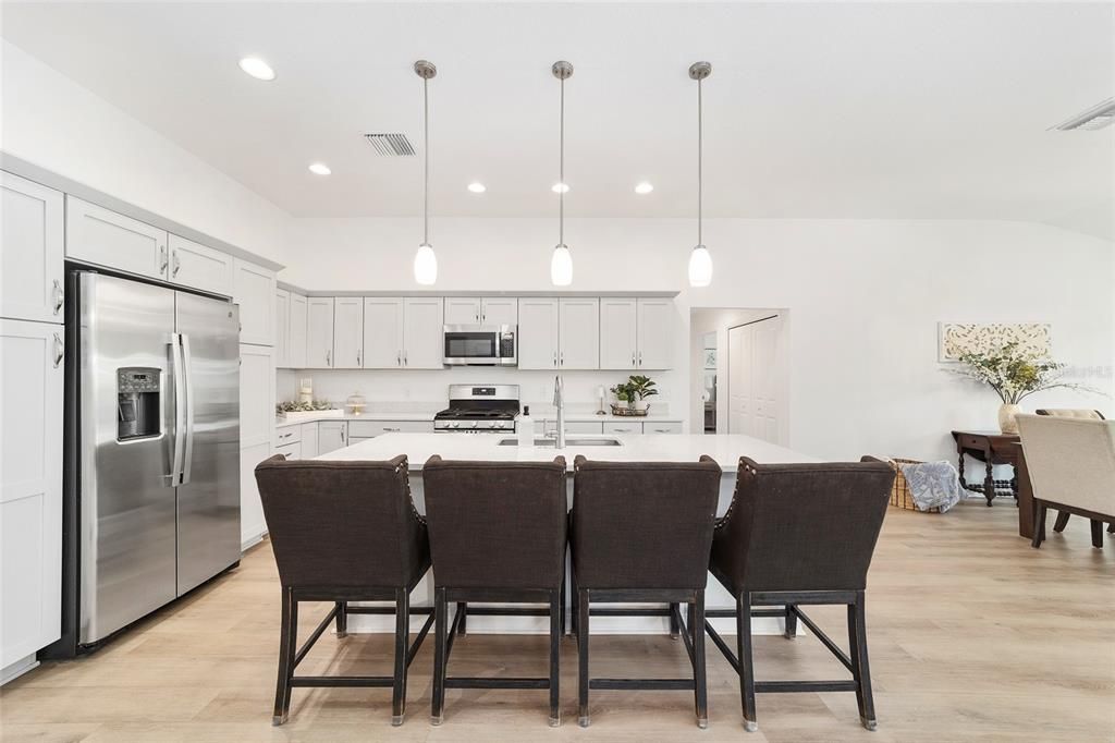 For Sale: $550,000 (4 beds, 2 baths, 2034 Square Feet)