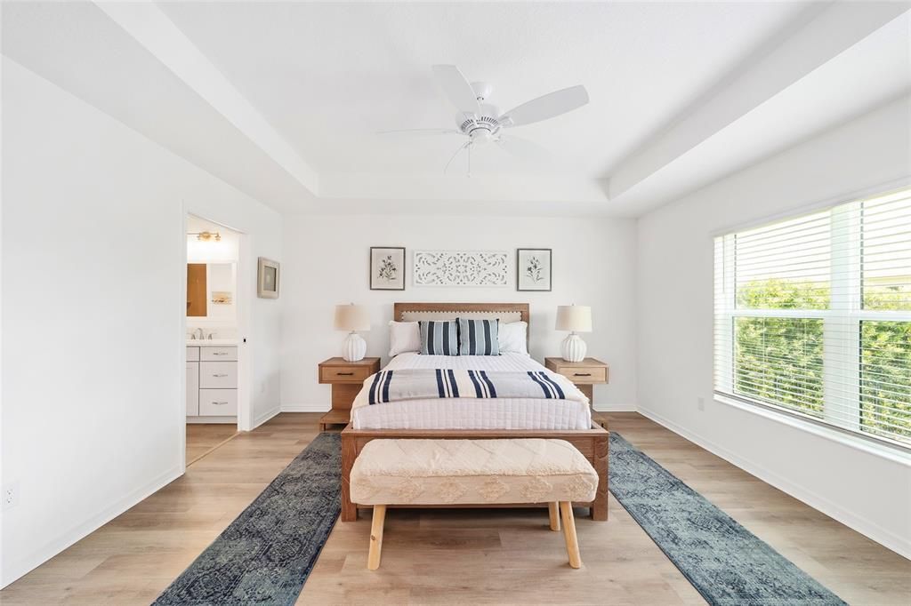 For Sale: $550,000 (4 beds, 2 baths, 2034 Square Feet)