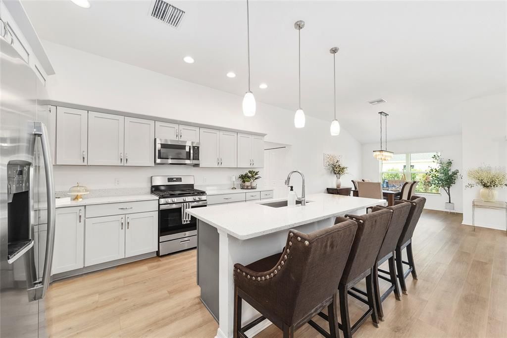For Sale: $550,000 (4 beds, 2 baths, 2034 Square Feet)