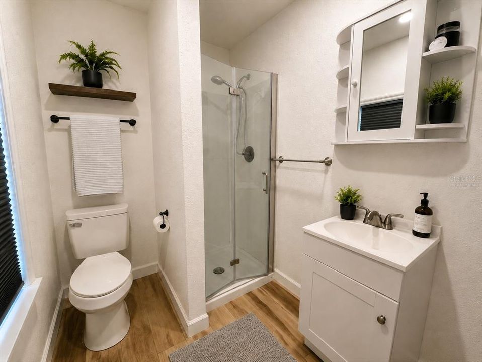 На продажу: $475,000 (2 спален, 1 ванн, 1005 Квадратных фут)