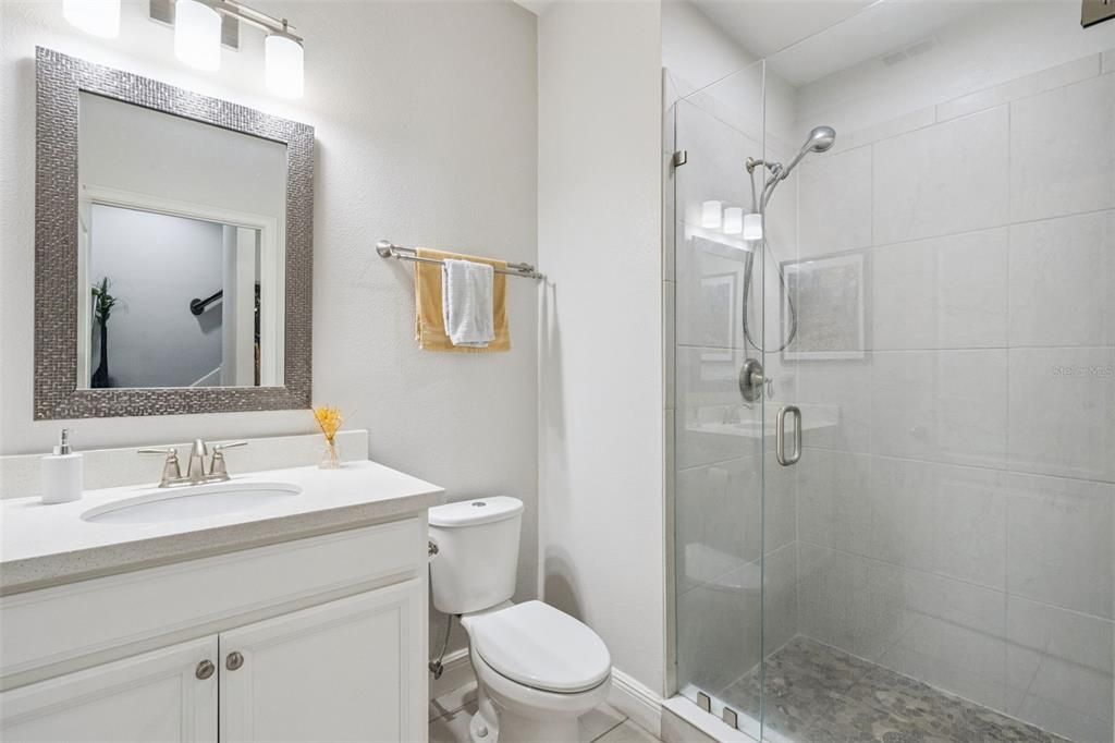 На продажу: $439,900 (4 спален, 3 ванн, 2014 Квадратных фут)