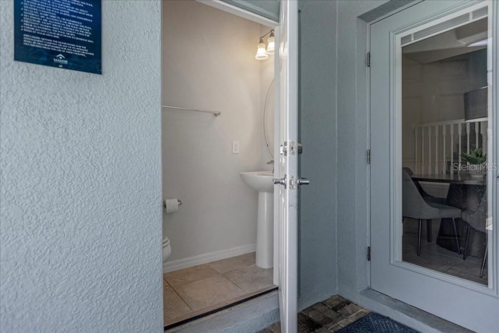 En Venta: $439,000 (5 camas, 4 baños, 2263 Pies cuadrados)