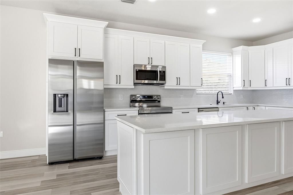 For Sale: $575,000 (4 beds, 2 baths, 2050 Square Feet)