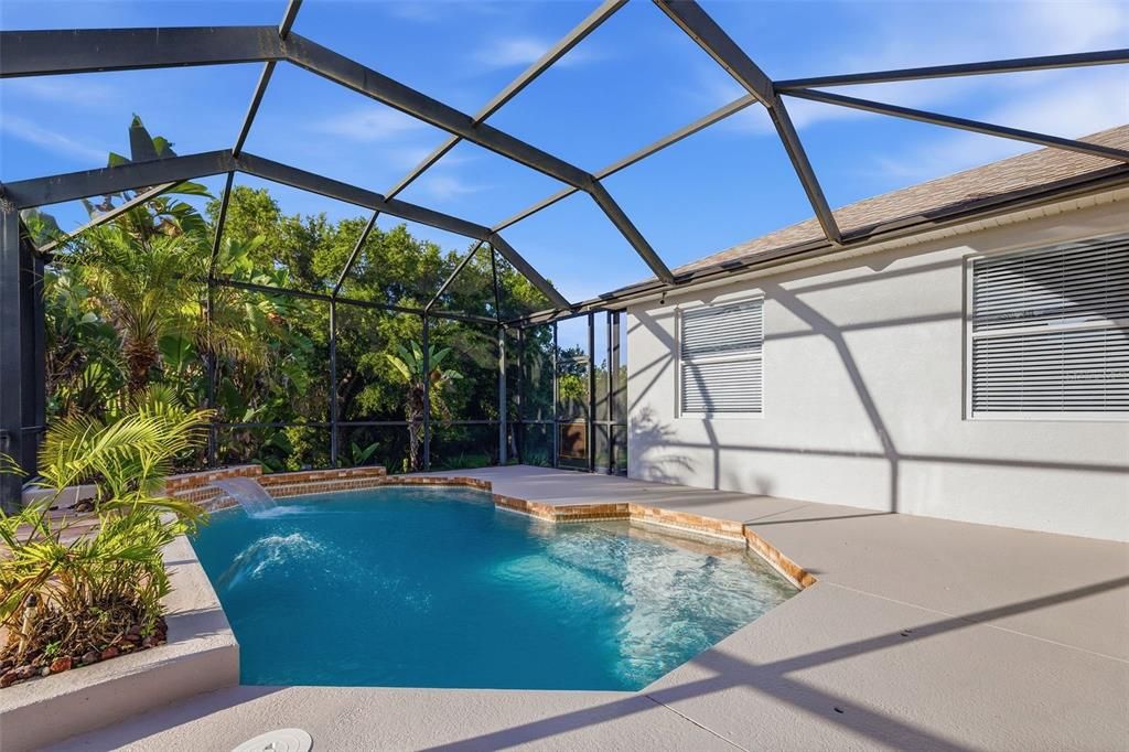 For Sale: $575,000 (4 beds, 2 baths, 2050 Square Feet)