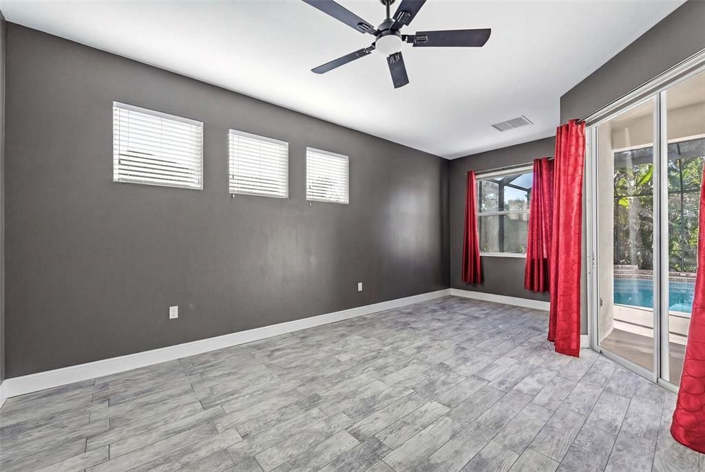 For Sale: $575,000 (4 beds, 2 baths, 2050 Square Feet)