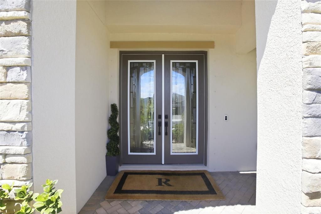 For Sale: $799,900 (5 beds, 4 baths, 3597 Square Feet)