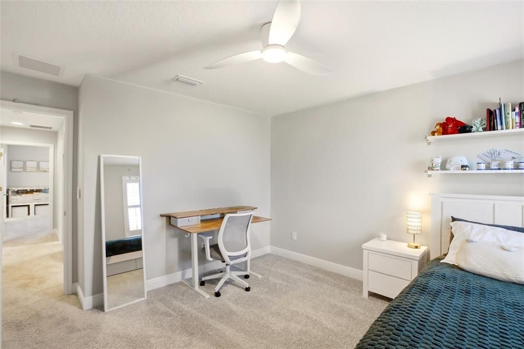 For Sale: $799,900 (5 beds, 4 baths, 3597 Square Feet)
