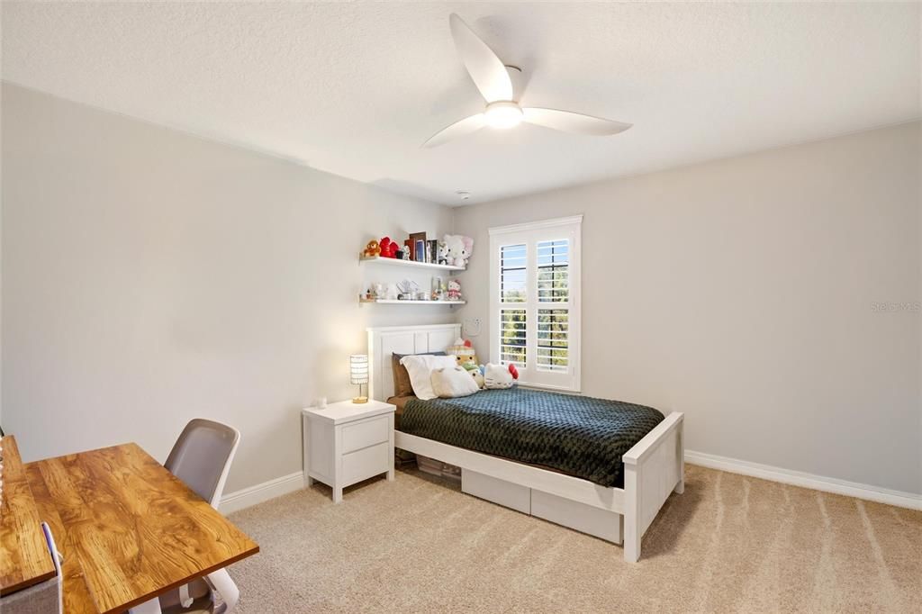 For Sale: $799,900 (5 beds, 4 baths, 3597 Square Feet)