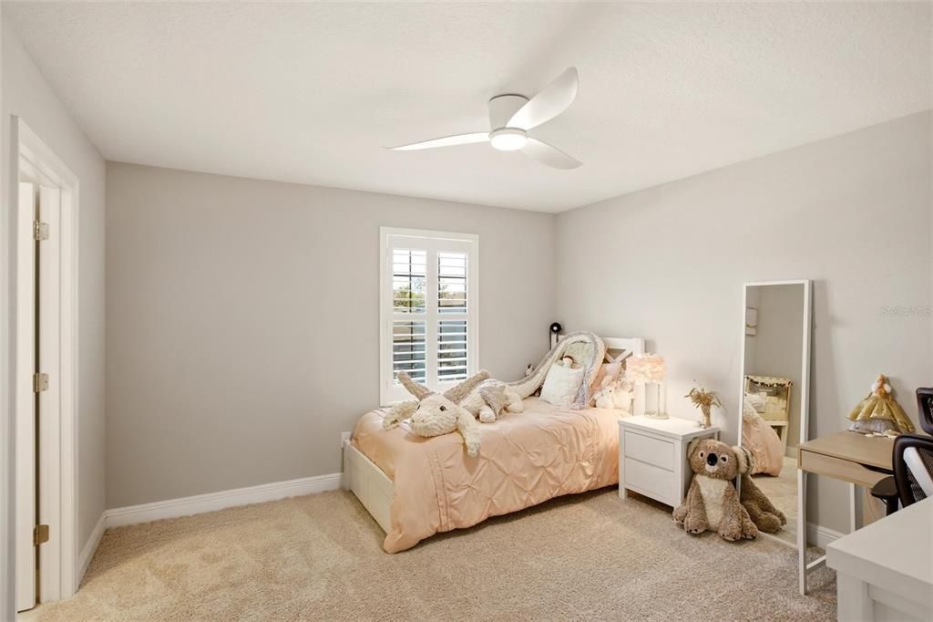 For Sale: $799,900 (5 beds, 4 baths, 3597 Square Feet)