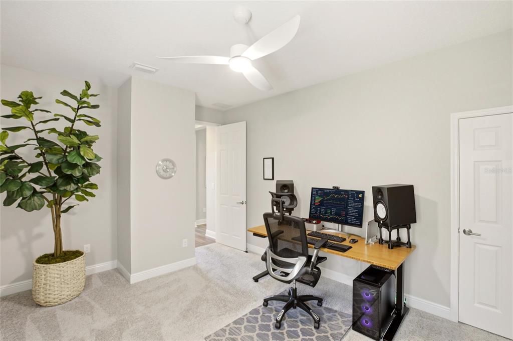 For Sale: $799,900 (5 beds, 4 baths, 3597 Square Feet)