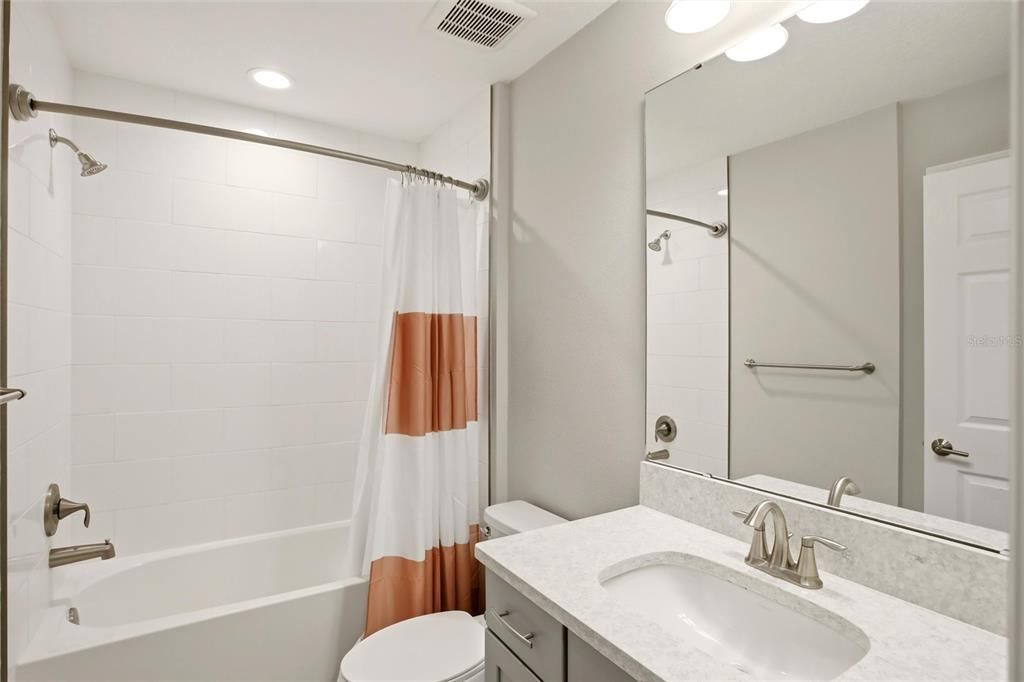 For Sale: $799,900 (5 beds, 4 baths, 3597 Square Feet)